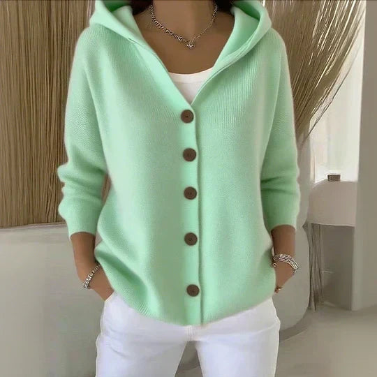 Darienne | Cardigan tricoté avec capuche et boutons